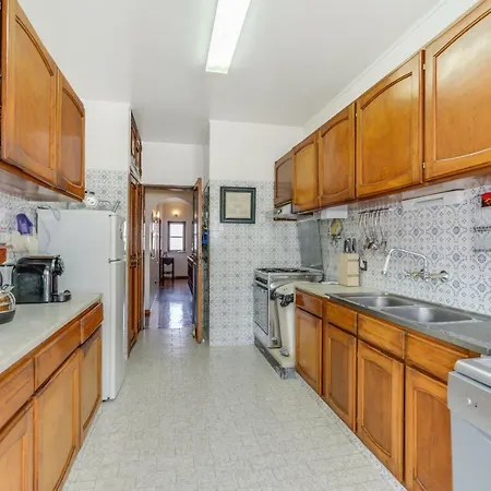 Cascais, Cozy Holiday Villa - Best Value Cascais