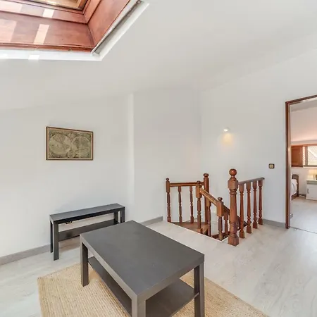 Cascais, Cozy Holiday Villa - Best Value