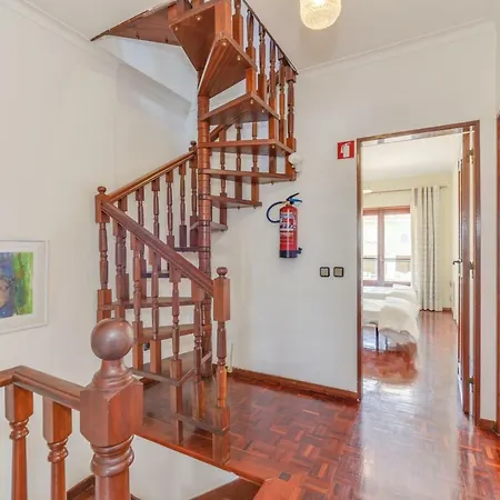 Cascais, Cozy Holiday Villa - Best Value * Cascais