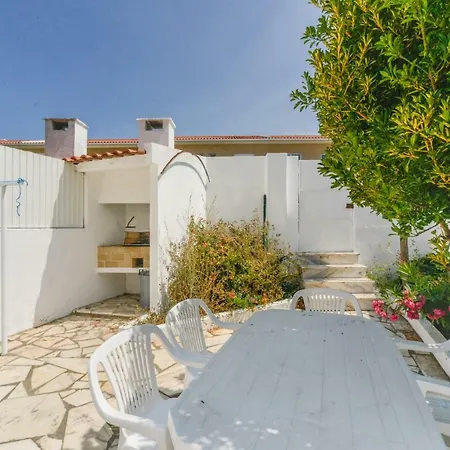Cascais, Cozy Holiday Villa - Best Value בית נופש