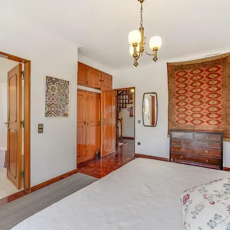 בית נופש Cascais, Cozy Holiday Villa - Best Value *